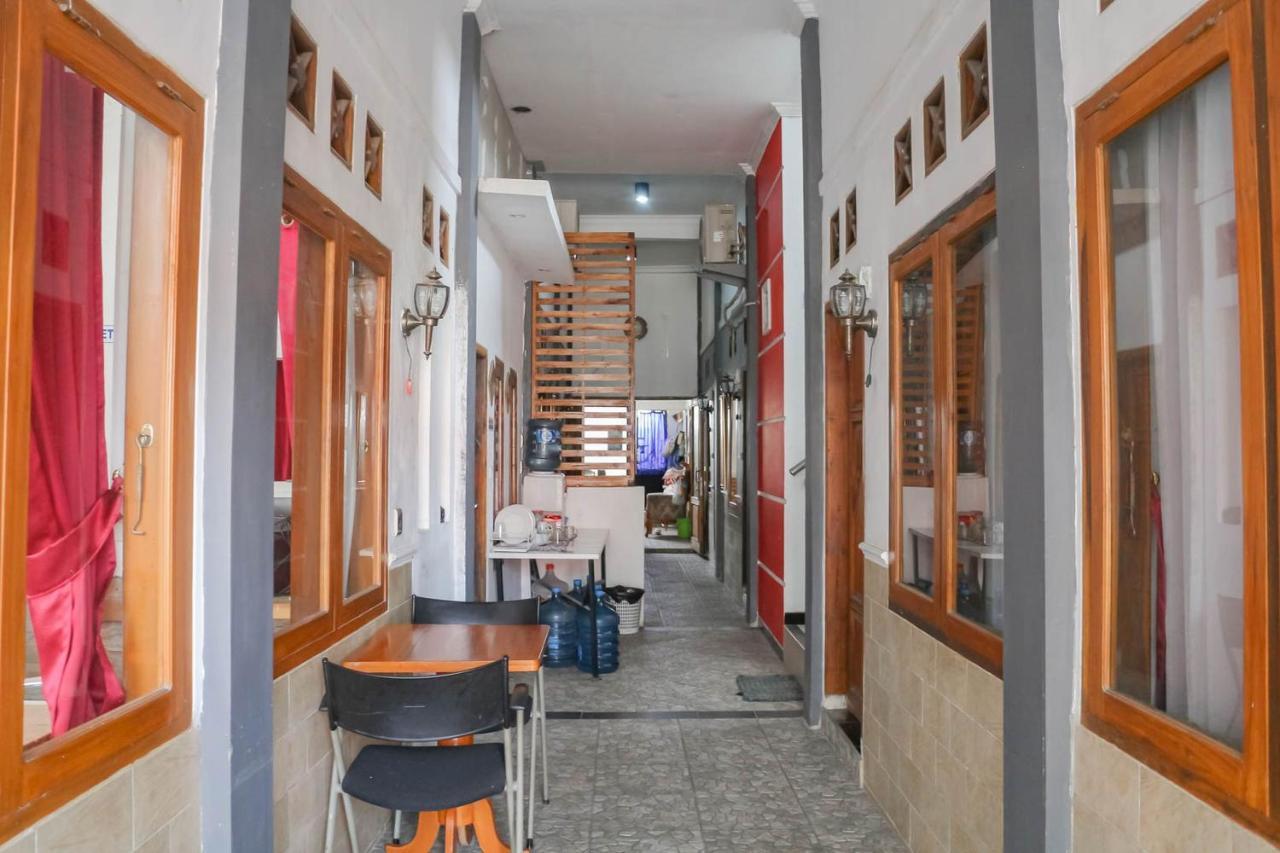 Wisma Vandera Syariah Garut Mitra Reddoorz Exterior foto