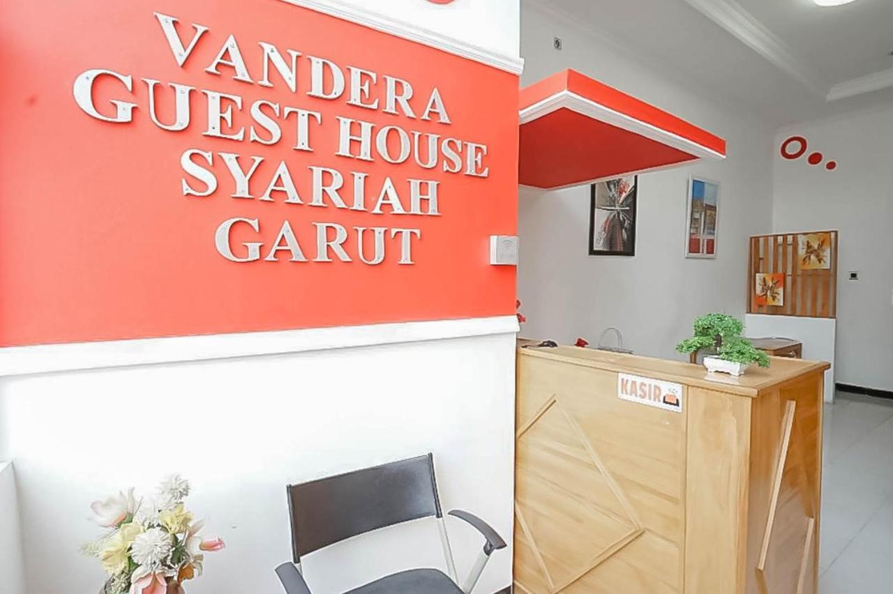 Wisma Vandera Syariah Garut Mitra Reddoorz Exterior foto